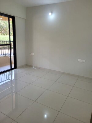 Room in 2 BHK Apartment at Magarpatta Riverview City Hornbill Heights, Loni Kalbhor – for Sale