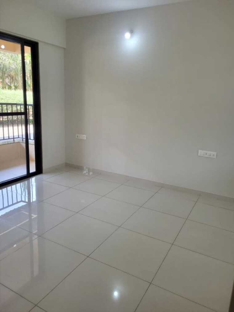 Room, magarpatta-riverview-city-hornbill-heights 2 Bedroom 900 Sq.Ft. Apartment In Loni Kalbhor Pune 10363453