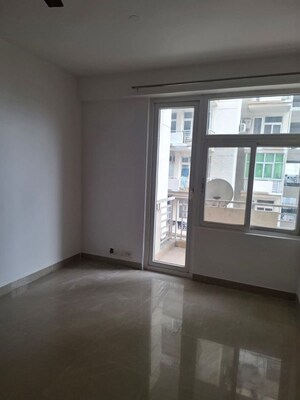 Room in 3 BHK Apartment at Tulip Petals, Sector 89 – for Rent