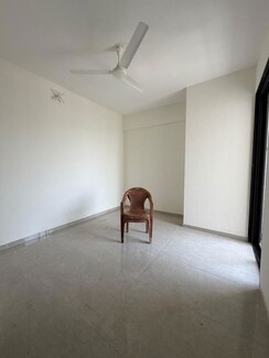 2 BHK Apartment For Rent in Damji Shamji Mahavir Spring Tulip Phase 1