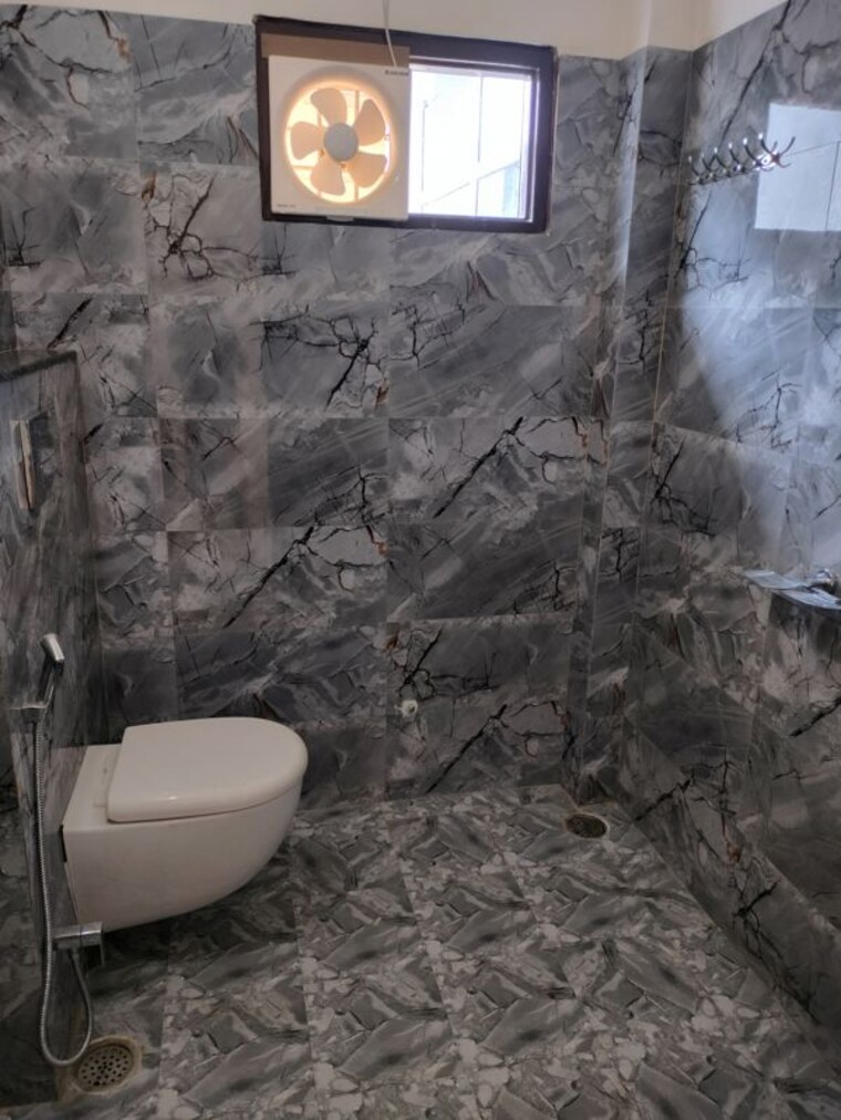 Bathroom, ansal-sushant-golf-city 2 Bedroom 900 Sq.Ft. Builder Floor In Sushant Golf City Lucknow 10363475
