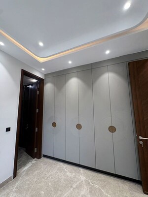 Building Lobby in 4 BHK Builder Floor at Rajouri Garden – for Rent