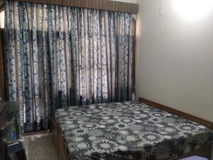 1 RK Apartment For Rent in Sector 4