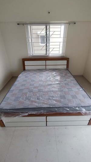 Staircase in 2 BHK Apartment at Patil Nagar – for Rent