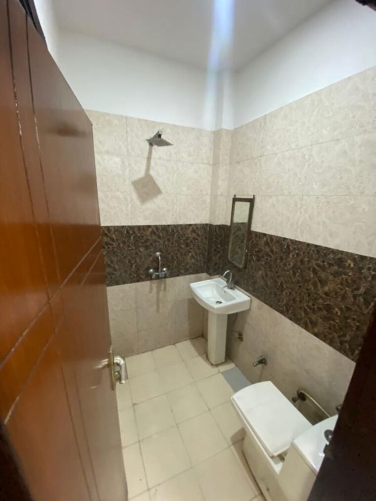 Kitchen, sector 2a vasundhara 1 Bedroom 550 Sq.Ft. Builder Floor In Sector 2a Vasundhara Ghaziabad 10363523