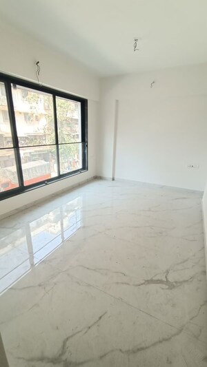 Room in 1 BHK Apartment at Gold Silver Brook, Santacruz East – for Sale
