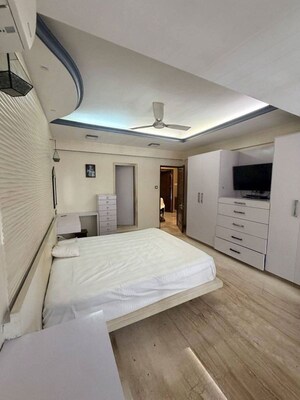 Building Lobby in 3 BHK Apartment at Vasant Vihar – for Rent