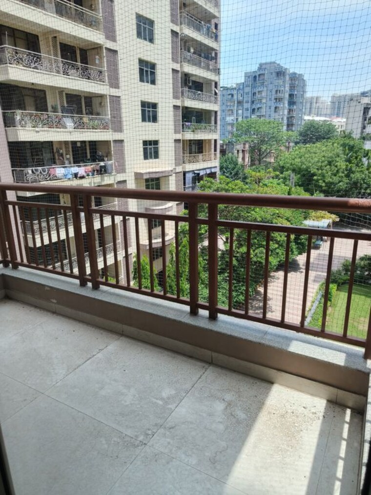 Balcony, millenium-bajrang-society 4 Bedroom 2800 Sq.Ft. Apartment In Sector 43 Gurgaon 10363541
