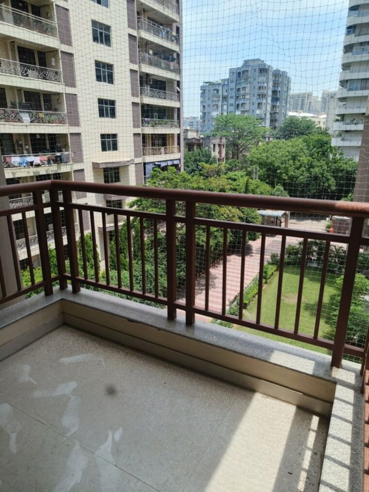 Balcony, millenium-bajrang-society 4 Bedroom 2800 Sq.Ft. Apartment In Sector 43 Gurgaon 10363541