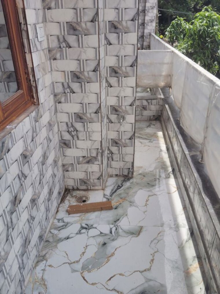 Balcony, vasundhara sector 2b 2 Bedroom 850 Sq.Ft. Builder Floor In Vasundhara Sector 2b Ghaziabad 10363551