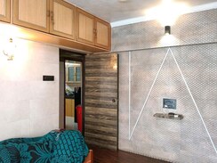 2 BHK Apartment For Rent in Highland Park