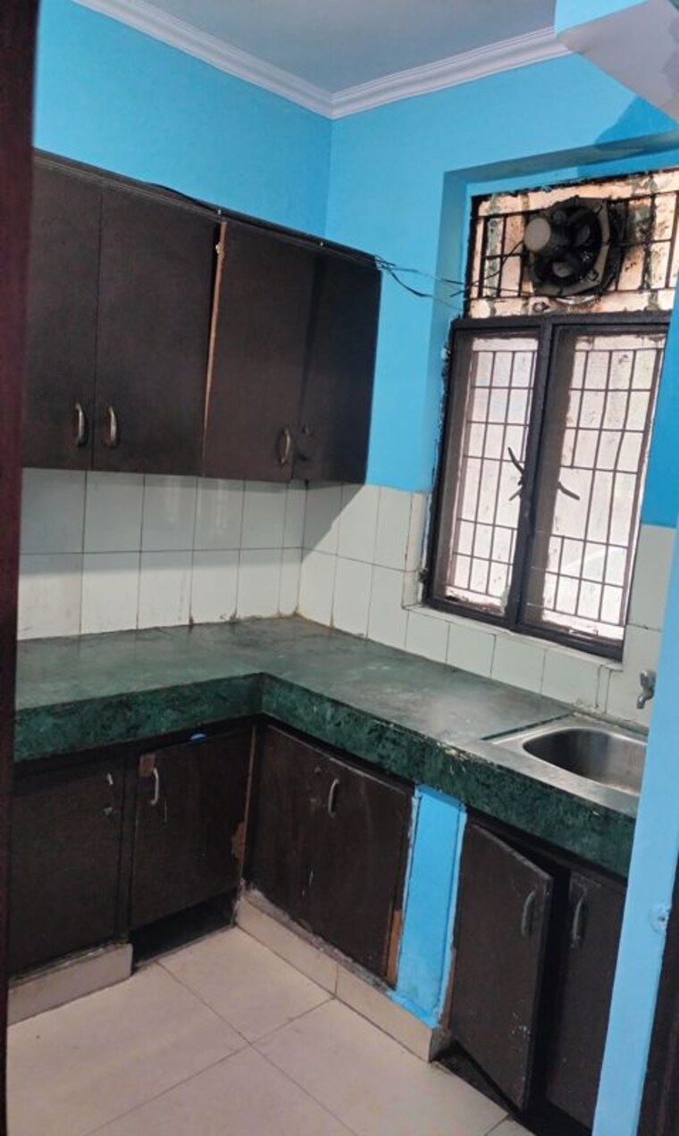 Kitchen, mahadev-apartments-noida 1 RK 31 Sq.Mt. Apartment In Sector 73 Noida 10363565