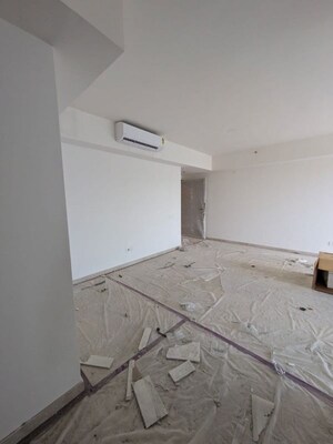 Room in 4 BHK Apartment at Godrej Air Sector 85, Sector 85 – for Sale