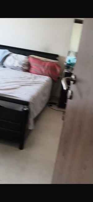 Parking in 1.5 BHK Apartment at Dosti West County, Balkum Pada – for Rent