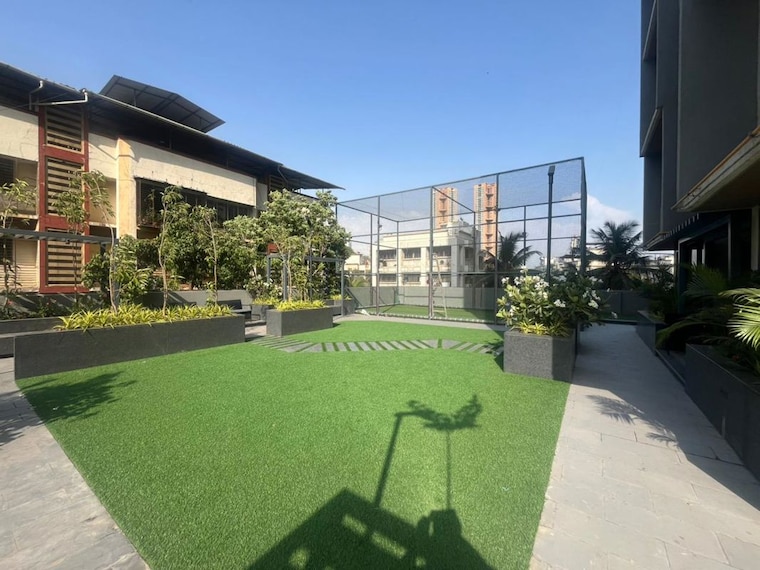 Swimming Pool, goregaon east 2 Bedroom 800 Sq.Ft. Apartment In Goregaon East Mumbai 10363592