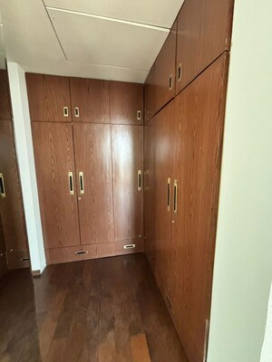 Furnished Amenities in 2 BHK Apartment at M3M Golf Estate Fairway West, Sector 65 – for Rent