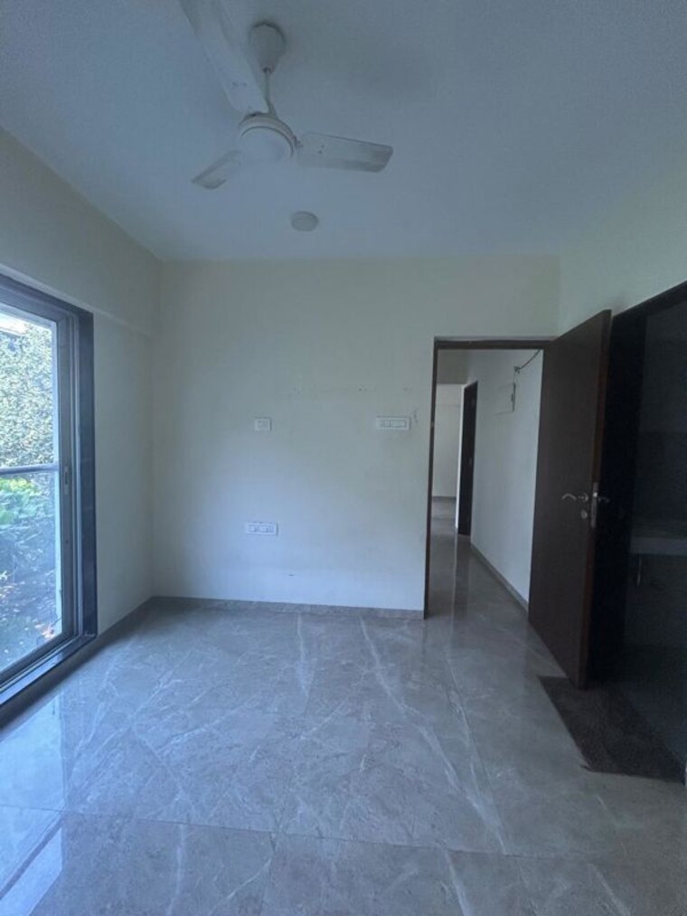 Room, atlanta-santacruz-west 1.5 Bedroom 600 Sq.Ft. Apartment In Santacruz West Mumbai 10363615