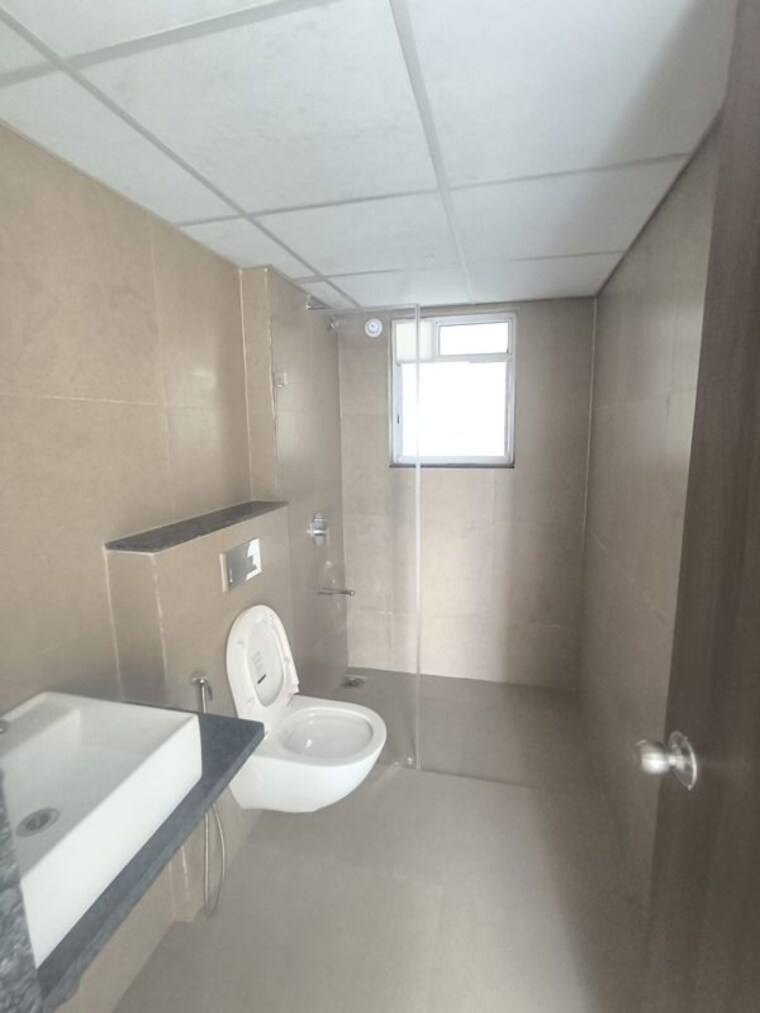 Bathroom, runwal-the-central-park 3 Bedroom 1150 Sq.Ft. Apartment In Chinchwad Pune 10363558