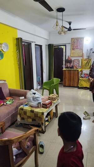 Team Area in 2 BHK Apartment at Galaxy North Avenue, Gaur City 1 – for Rent