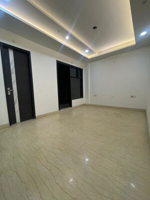 Room in 3 BHK Builder Floor at Model Town – for Sale