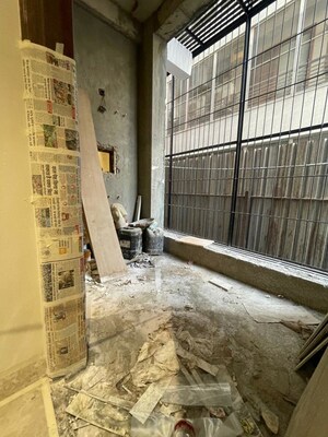 Balcony in 3 BHK Builder Floor at Shakti Nagar – for Sale