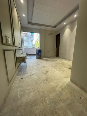 Room in 3 BHK Builder Floor at Shakti Nagar – for Sale