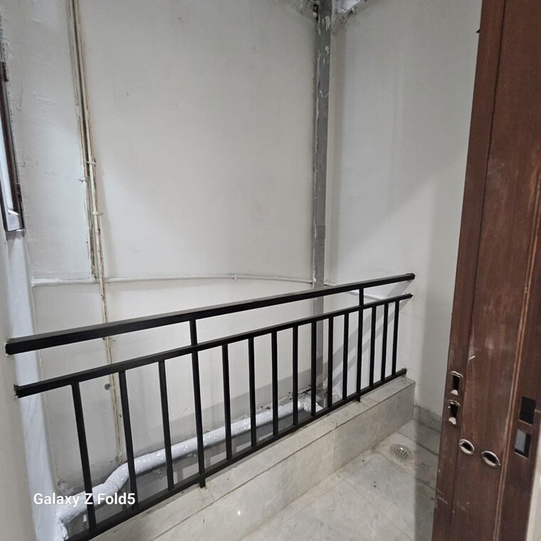 Balcony, neb sarai 1 Bedroom 450 Sq.Ft. Builder Floor In Neb Sarai Delhi 10363671