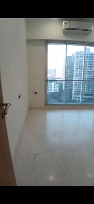 Bedroom in 2 BHK Apartment at Ekta Tripolis, Goregaon West – for Rent