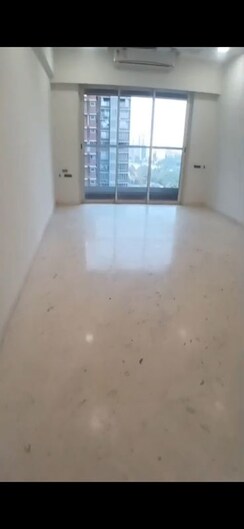 2 BHK Apartment For Rent in Ekta Tripolis