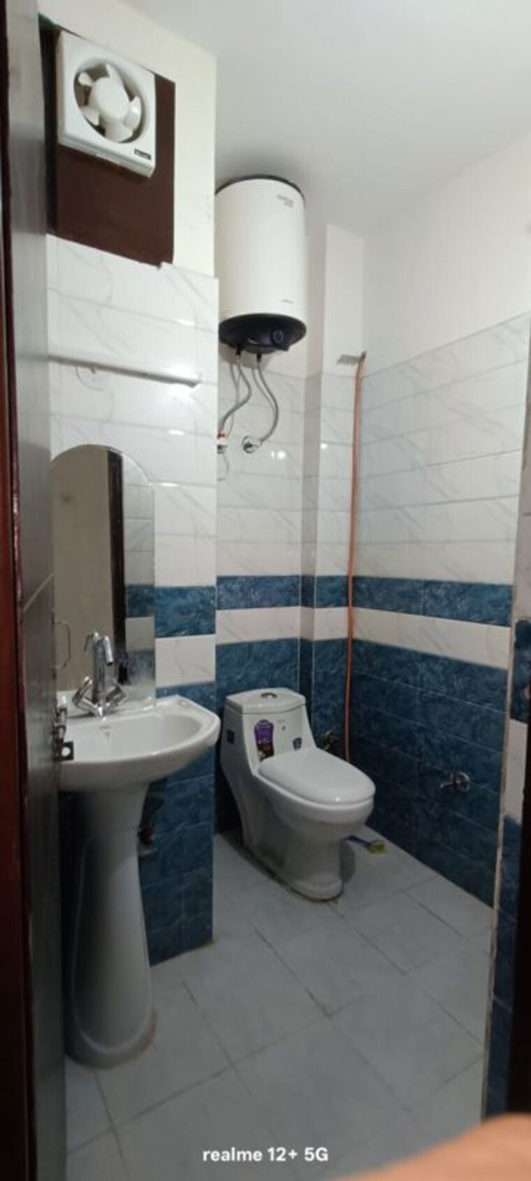 Bathroom, neb sarai 2 Bedroom 850 Sq.Ft. Builder Floor In Neb Sarai Delhi 10363694