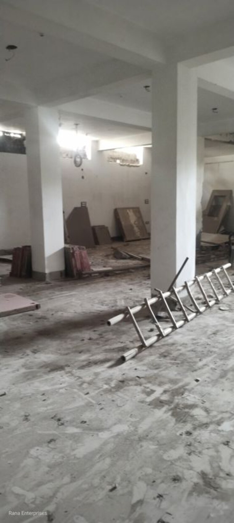  Parking, palam vihar extension Commercial Showroom 3600 Sq.Ft. In Palam Vihar Extension Gurgaon 10363686