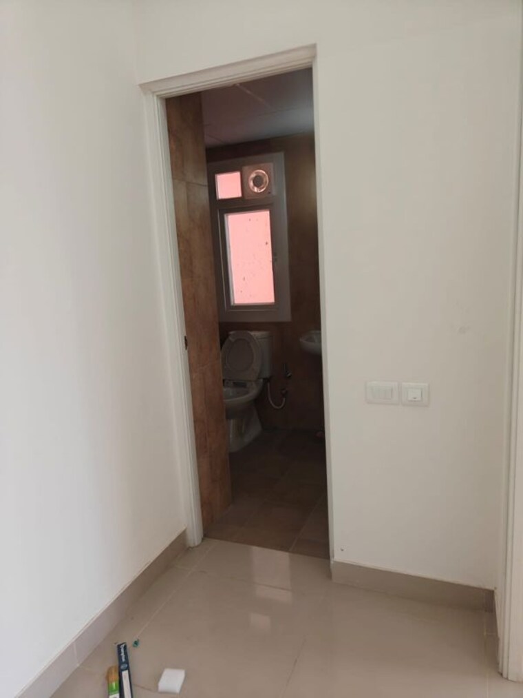 Room, brigade-el-dorado 1.5 Bedroom 650 Sq.Ft. Apartment In Bagaluru Bangalore 10363712
