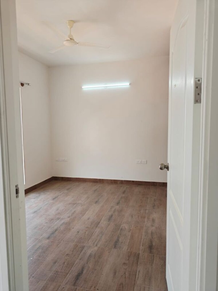 Room, brigade-el-dorado 1.5 Bedroom 650 Sq.Ft. Apartment In Bagaluru Bangalore 10363712