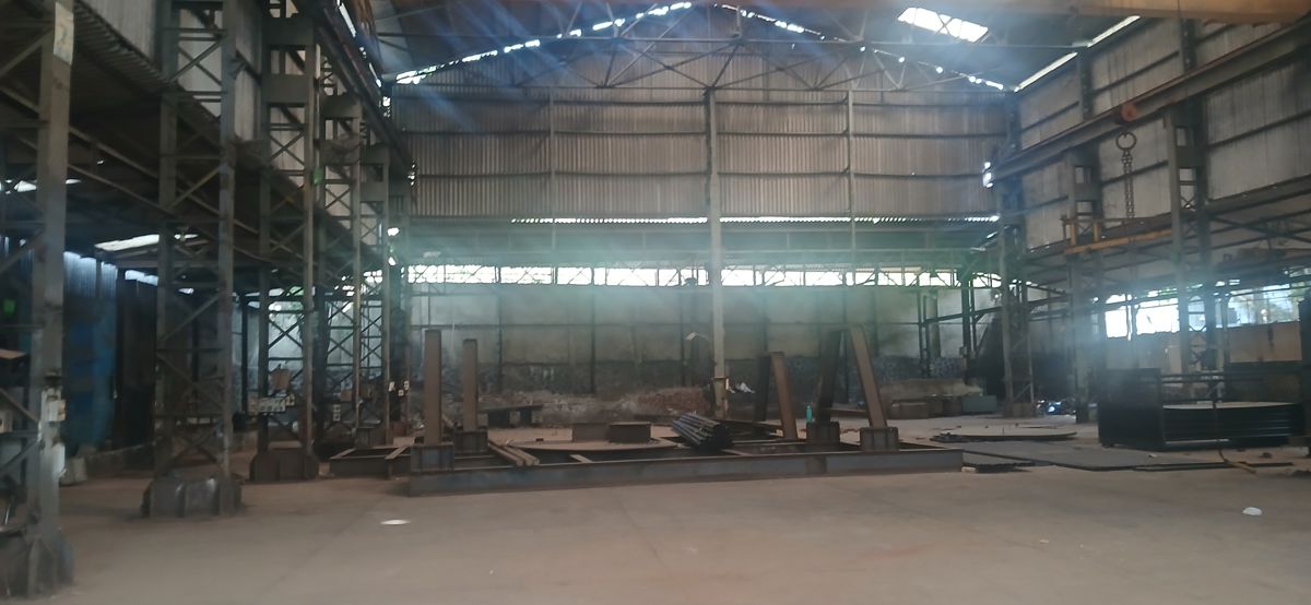 Warehouse For Sale in Aurum House