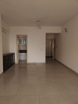Room in 2.5 BHK Apartment at Mahindra Aura, Sector 110a – for Rent
