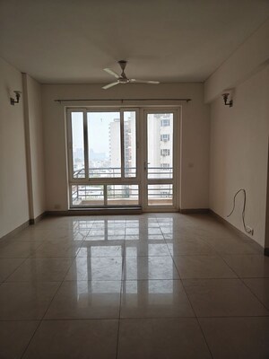 Room in 2.5 BHK Apartment at Mahindra Aura, Sector 110a – for Rent