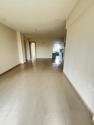 Room in 4 BHK Apartment at Diamond Garden, Chembur – for Rent