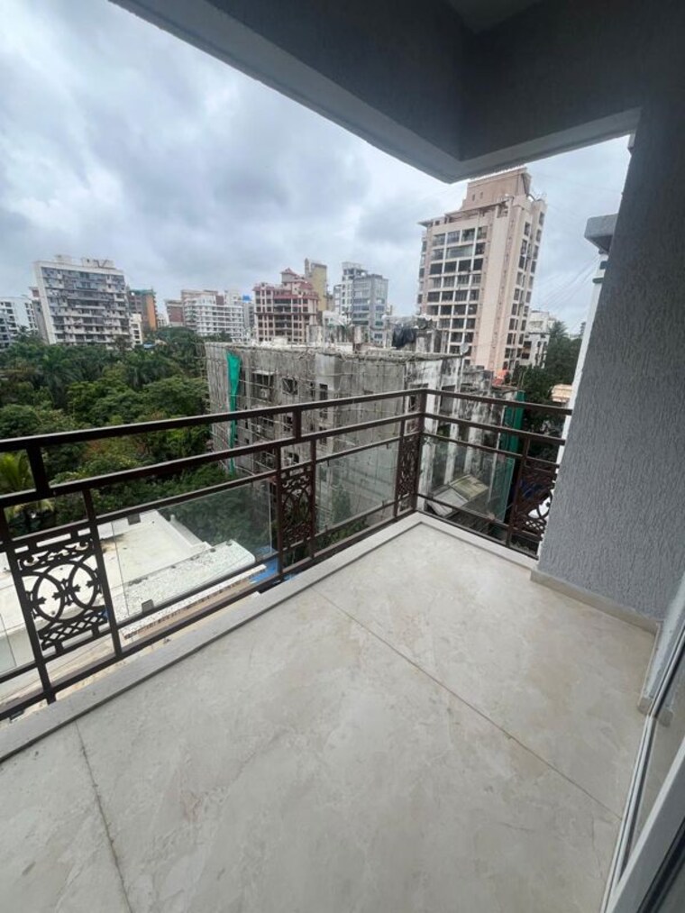 Balcony, diamond-garden 4 Bedroom 1500 Sq.Ft. Apartment In Chembur Mumbai 10363767