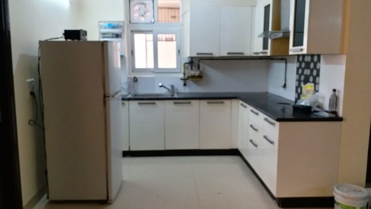 Kitchen, ved-homes 4 Bedroom 1840 Sq.Ft. Apartment In Rajendra Nagar Ghaziabad 10363764
