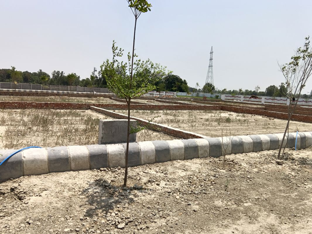 Plot For Sale in Krishna Iscon Valley