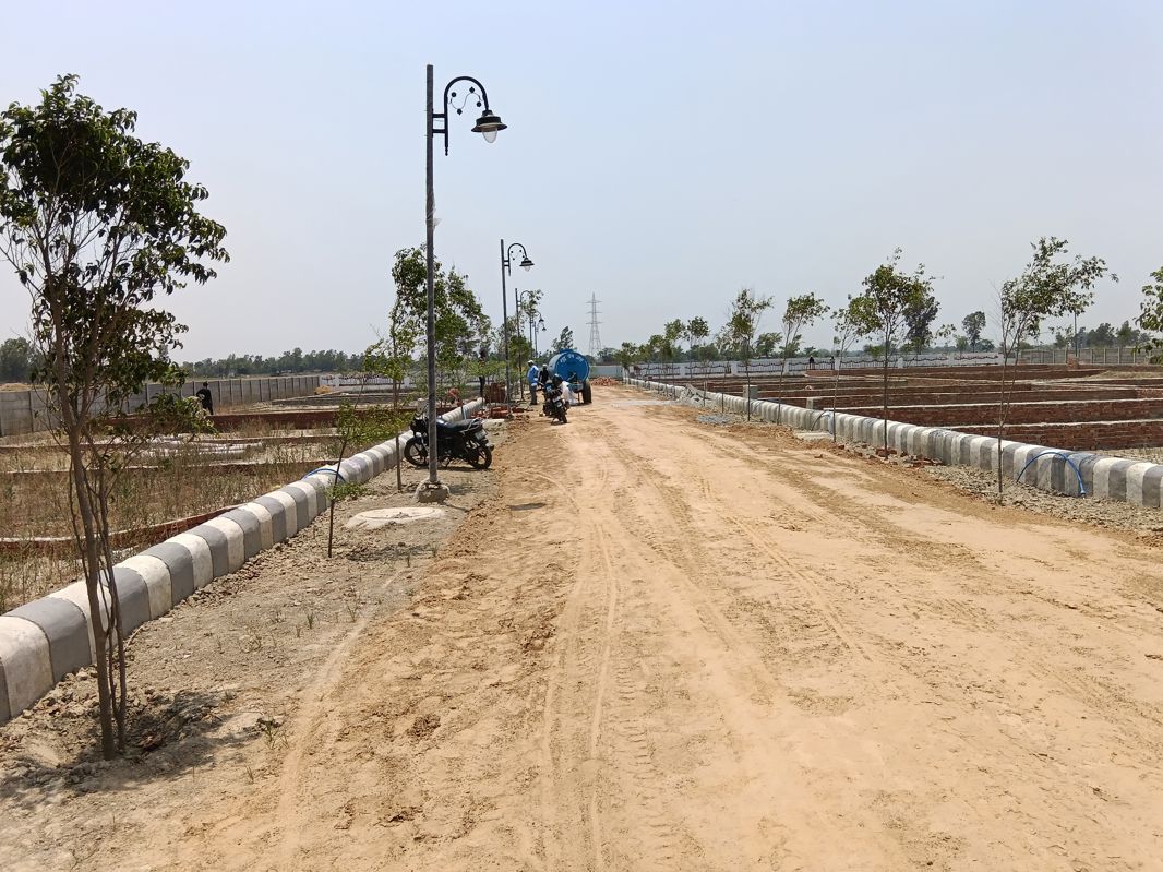 Plot For Sale in Krishna Iscon Valley