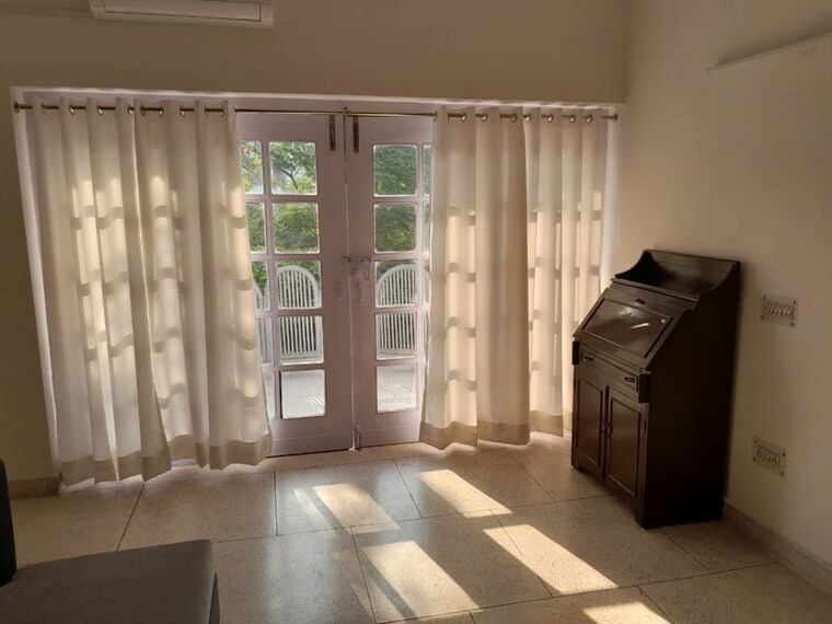 undefined, east of kailash 2.5 Bedroom 1700 Sq.Ft. Builder Floor In East Of Kailash Delhi 10363814