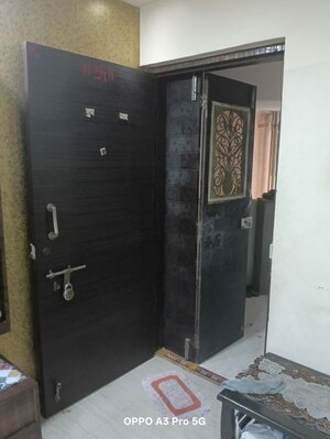  2 BHK Apartment at Raunak Unnathi Woods Phase 4 And 5, Ghodbunder Road – for Rent