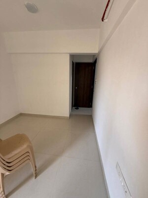 Bedroom in 1 BHK Apartment at Matunga East – for Rent