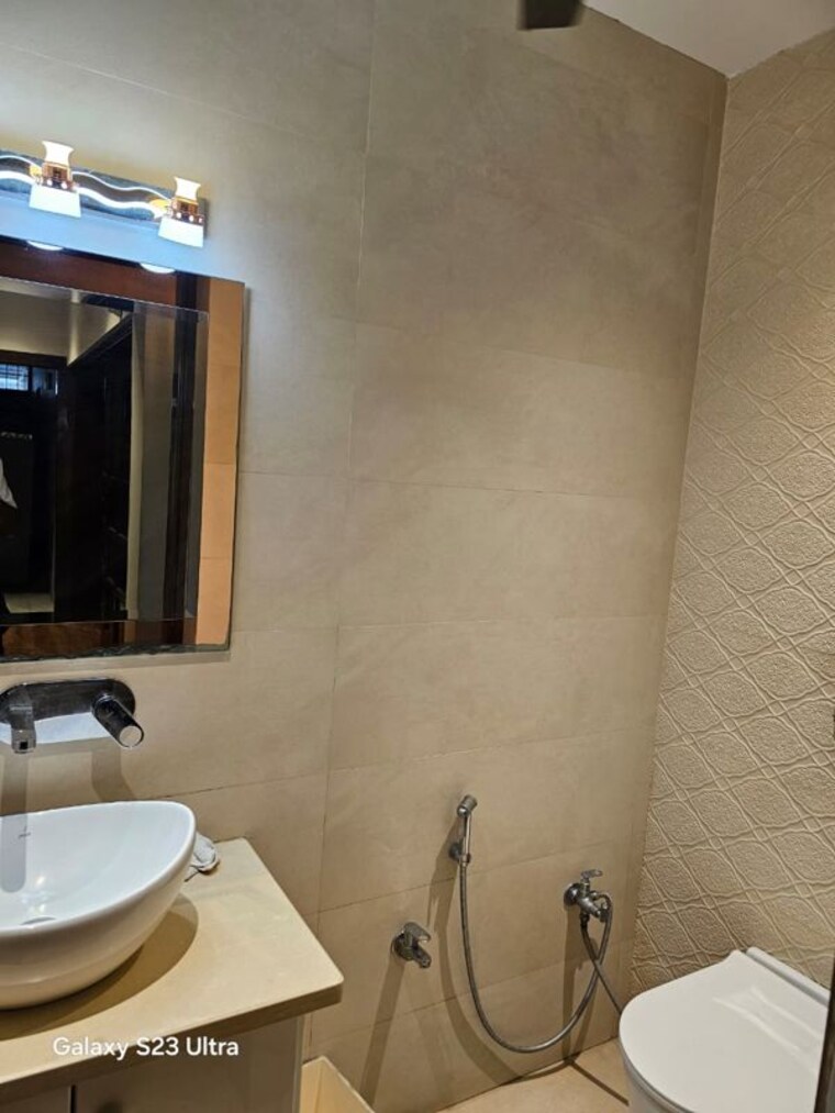 Bathroom, anupam garden 4 Bedroom 9450 Sq.Yd. Independent House In Anupam Garden Delhi 10363815