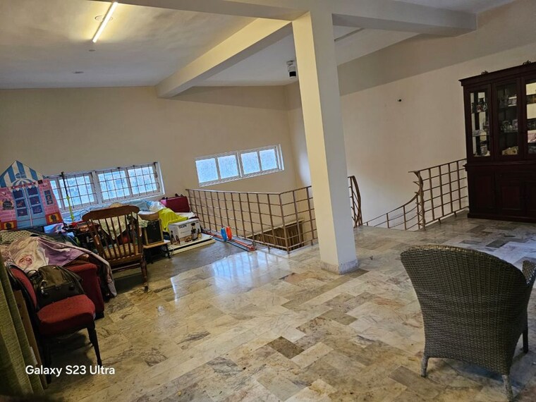  Parking, anupam garden 4 Bedroom 9450 Sq.Yd. Independent House In Anupam Garden Delhi 10363815