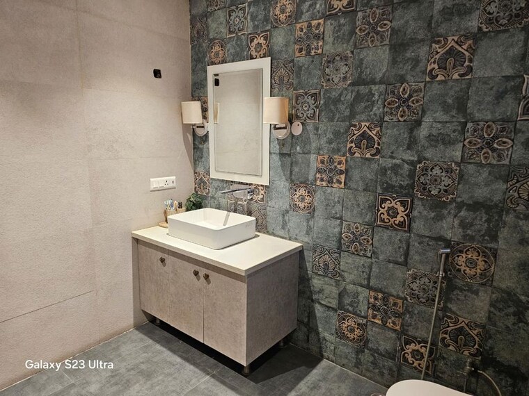 Bathroom, anupam garden 4 Bedroom 9450 Sq.Yd. Independent House In Anupam Garden Delhi 10363815