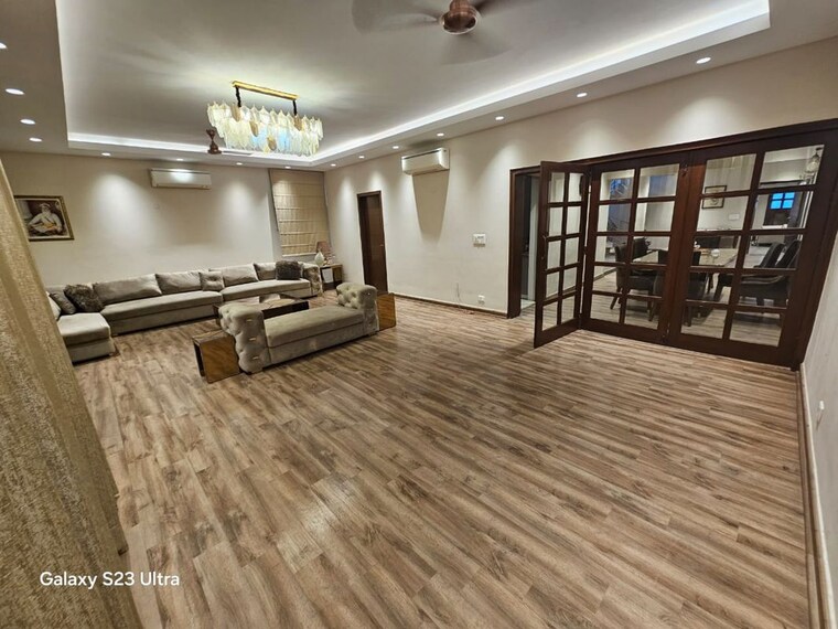 Gym, anupam garden 4 Bedroom 9450 Sq.Yd. Independent House In Anupam Garden Delhi 10363815