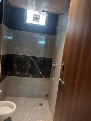 Bathroom in 1 RK Builder Floor at Sector 21 – for Rent