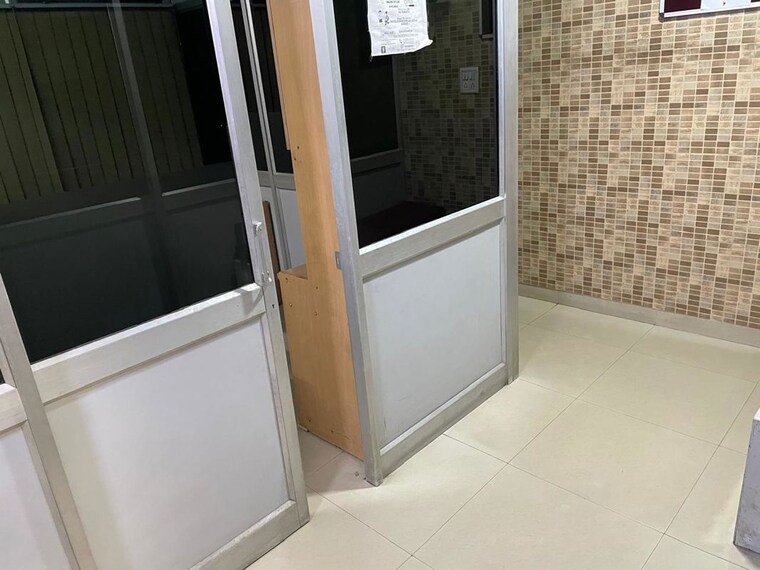 Team Area, lajpat nagar ii Commercial Office Space 900 Sq.Ft. In Lajpat Nagar ii Delhi 10363835